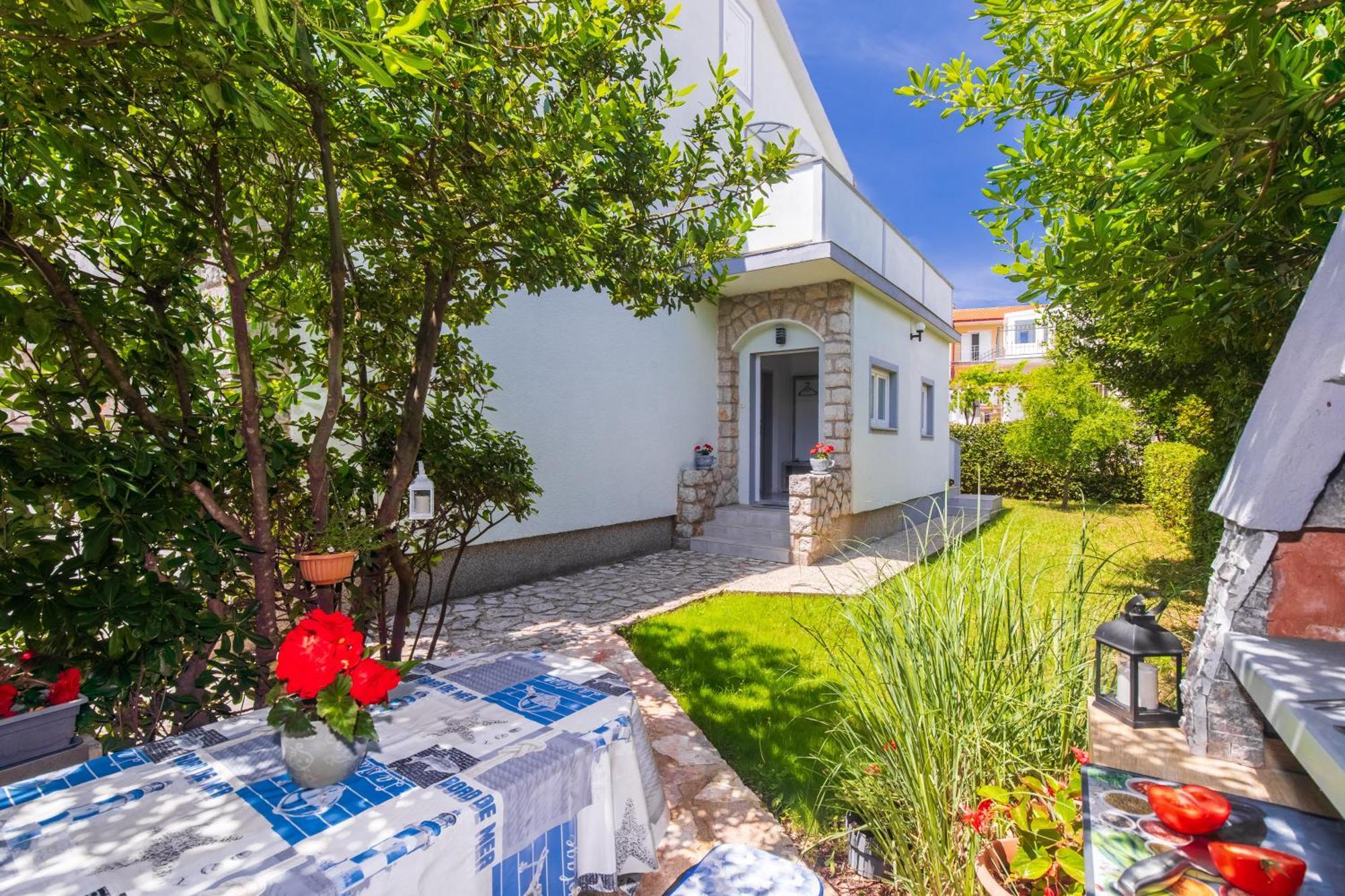 Apartment Tara With Seaview Krk Town Exterior foto
