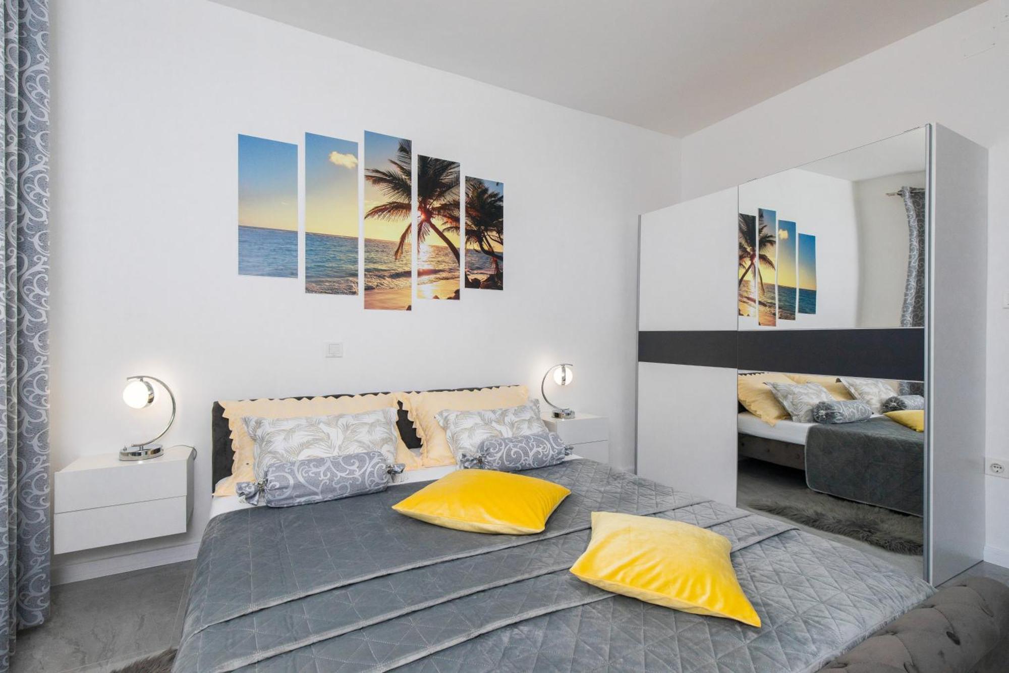 Apartment Tara With Seaview Krk Town Exterior foto